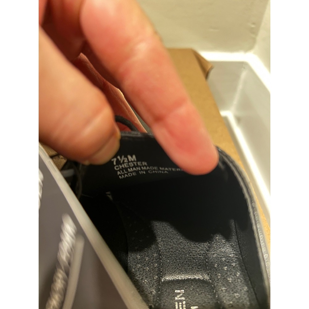 Van Heusen Chester Mens Black Derby Dress Shoes Memory Foam Size 7.5M - Picture 8 of 8